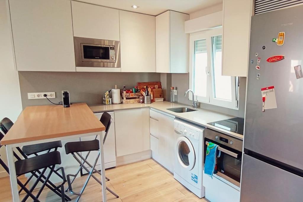 Apartamento En El Centro De Gijon Bagian luar foto