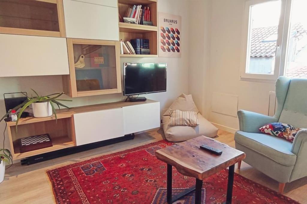 Apartamento En El Centro De Gijon Bagian luar foto