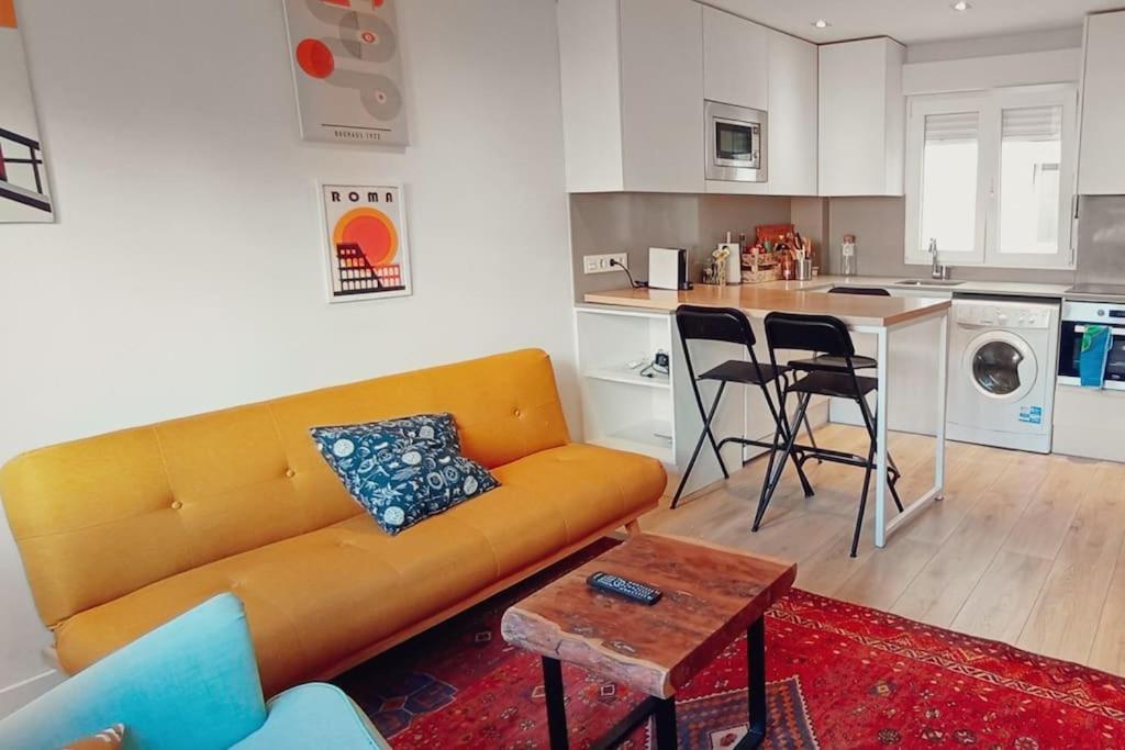 Apartamento En El Centro De Gijon Bagian luar foto